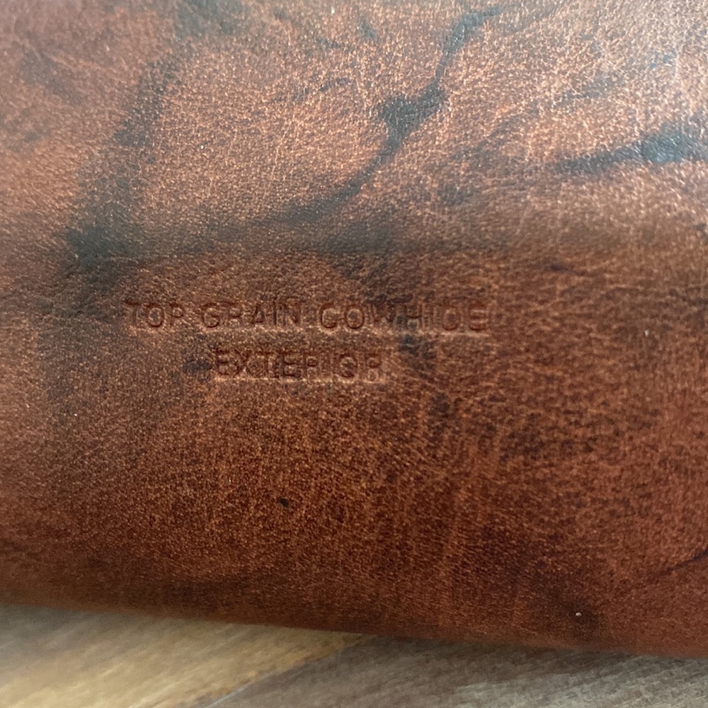 Buxton Cowhide Exterior Wallet - Picture 8 of 9